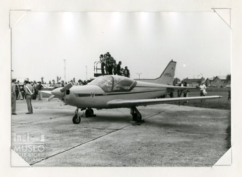 Procaer F 15 F Delfino - turismo