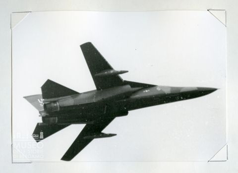 G.D. F 111 - Bombardiere supersonico
