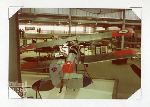 DH Tiger Moth - Biplano da turismo