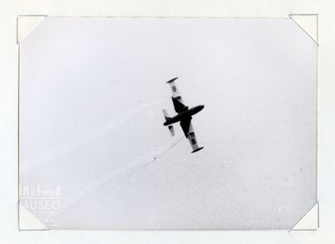Macchi MB 339 - addestramento caccia (in volo)