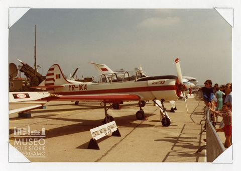 Yak 52 - acrobazia