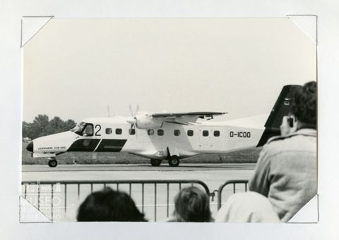 Dornier 228 - Biturbina da turismo in volo
