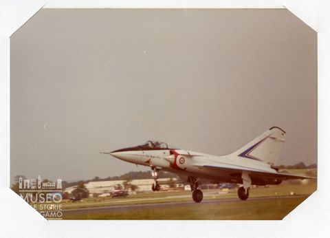 Dassault Mirage 4000 - Caccia a reazione