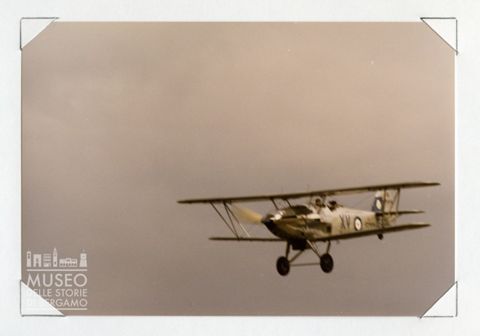 Hawker Hind - Biplano da caccia (in volo)