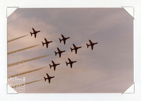 HS Hawk - caccia a reazione (patt.acrob.Red Arrows)