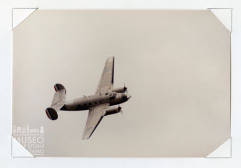 Dassault 311 - Bimotore militare da trasporto (in volo)