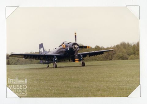 Douglas Skyraider - Caccia navale 2° GM