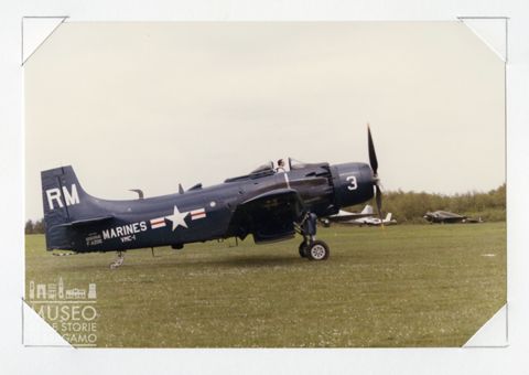 Douglas Skyraider - Caccia navale 2° GM