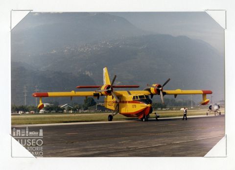 Canadair CL 215 - Bimotore antincendio