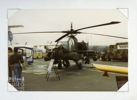 Hughes 64 Apache - elicottero da comb.