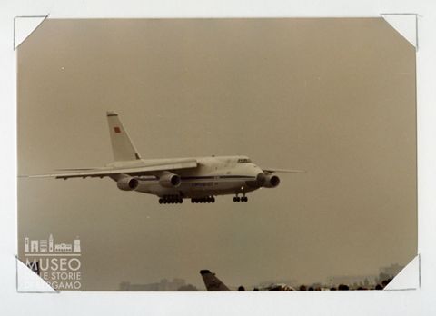 Antonov An 124 - Quadrigetto da trasporto in volo