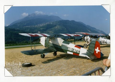 Bucker BU 131 Jungmann - Biplano per acrobazia