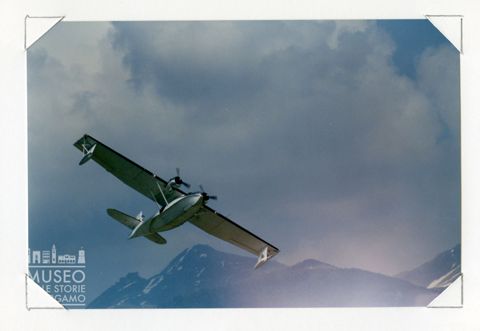 Convair P 8 Y 5 Catalina - Bimotore idro da soccorso ed altro (in volo)