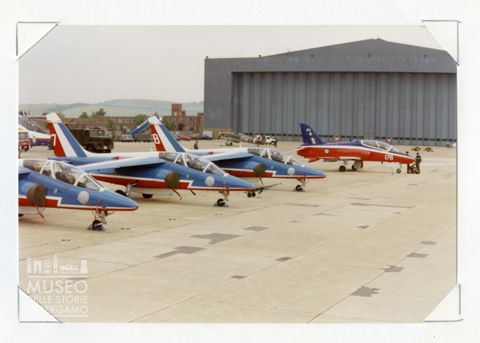 Dassault Alpha Jet - Caccia a reazione (Patrouille de France in volo)