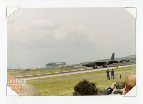 Boeing B 52 - Quadrigetto da bomb. (in decollo)