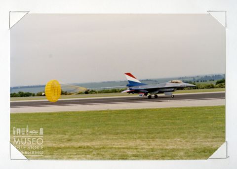 F 16 - Caccia supersonico