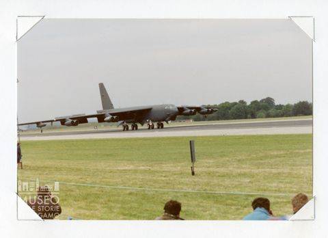 Boeing B 52 - Quadrigetto da bomb. (in decollo)