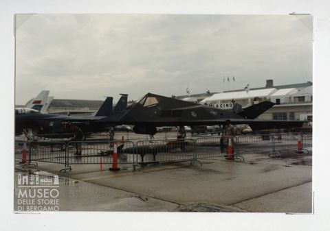 Lockheed F 117 A - bomb.supersonico