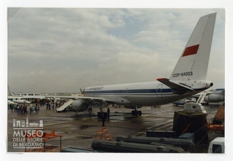 TU 204 - bireattore passeggeri