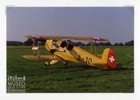 Bucker BU 131 Jungmann - Biplano per acrobazia
