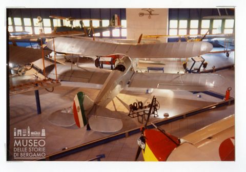 Caproni Ca 163 - Biplano da turismo