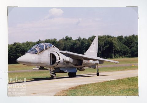 MCD TAV Harrier II - caccia bomb.a decollo verticale (Marina italiana)