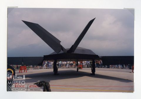Lockheed F 117 A - bomb.supersonico