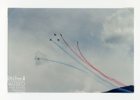 HS Hawk - caccia a reazione (patt.Red Arrows)