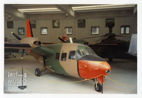 Piaggio P 166 - bimotore passeggeri