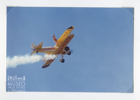 Boeing Stearman Mod.75 - Biplano da acrobazia (in volo acrobatico)