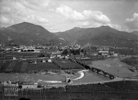Panorama con fiume