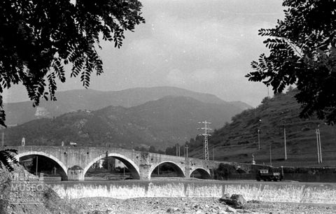Ponte romanico [1]
