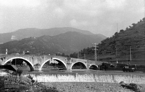Ponte romanico [2]