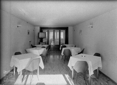 Sala con televisore