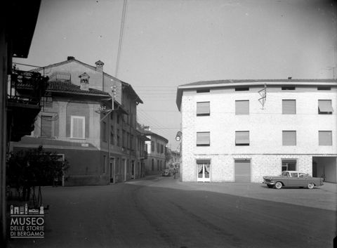 Scorcio di una piazza