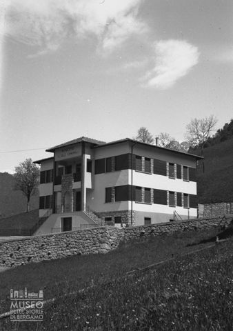 Palazzo del Municipio e della Scuole comunali