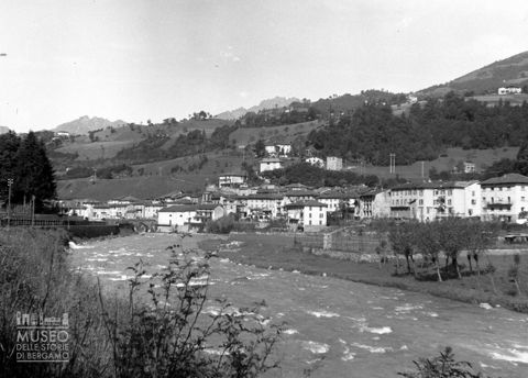 Fiume e centro abitato