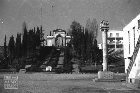 Parco Rimembranze con famedio