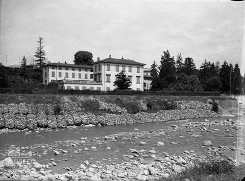 Fiume Brembo e villa