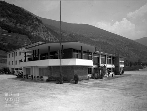 Hotel Duago a Predore, esterno