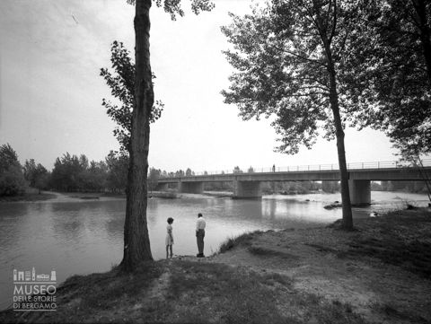 Pumenengo, ponte sul fiume
