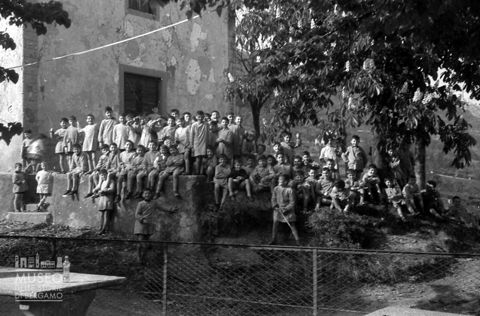 Gruppo di bambini