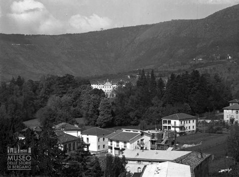 Panorama con villa Camozzi