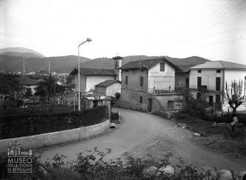 Abitazioni e chiesa
