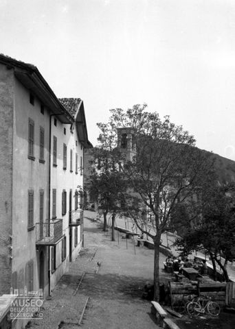 Abitazione e chiesa