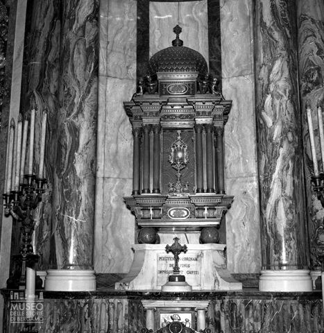 Altare della Sacra Spina