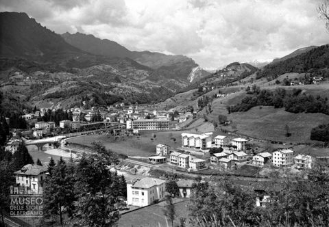 Panorama con monti