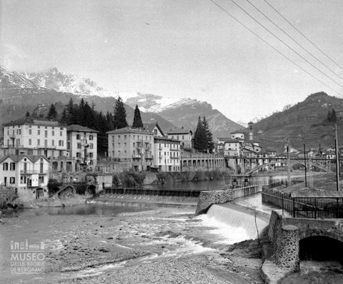 Fiume e canale artificiale