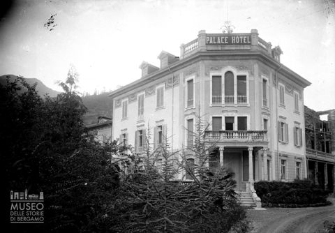 San Pellegrino, ingresso del Palace Hotel