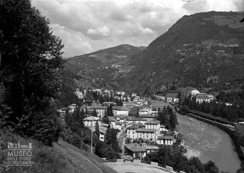 Panorama con fiume
